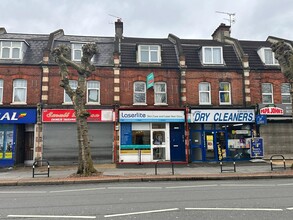 319 Brighton Rd, South Croydon for rent Building Photo- Image 1 of 2