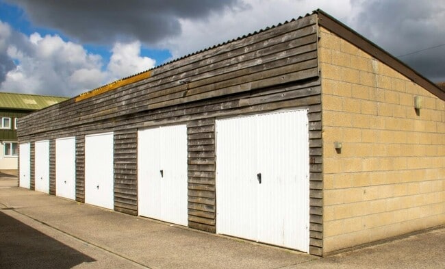 More details for Malmesbury Rd, Kington Langley - Light Industrial to Rent