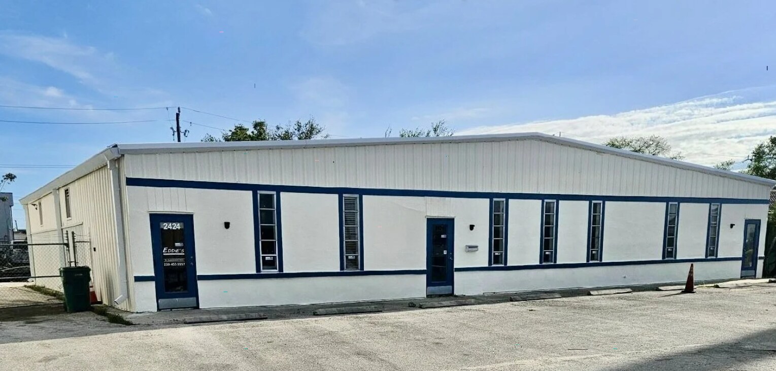 2416-2424 Kirkwood Ave, Naples, FL to rent Building Photo- Image 1 of 4