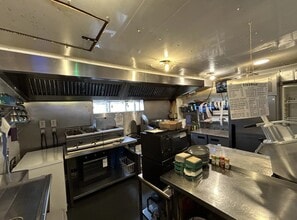 8-22 Bond St, Bristol to rent Interior Photo- Image 1 of 5