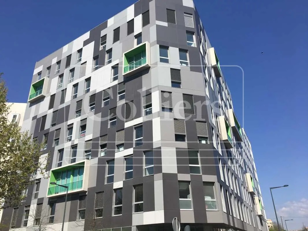 Office in Marseille to rent Building Photo- Image 1 of 5