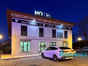 Retail in Ávila, Ávila to rent Floor Plan- Image 1 of 12