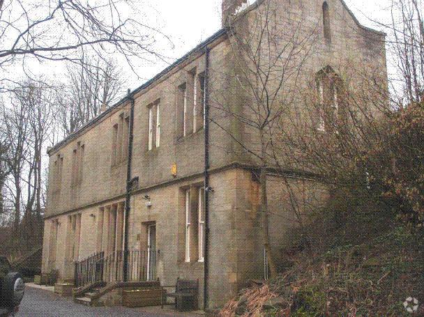 Station Rd, Clitheroe to rent Primary Photo- Image 1 of 3