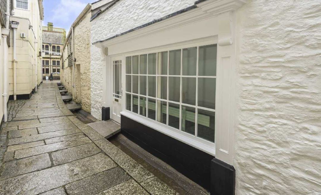 1 Coombes Ln, Truro for sale Building Photo- Image 1 of 1