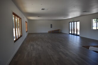 359 Hudson St, Healdsburg, CA for rent Interior Photo- Image 1 of 2