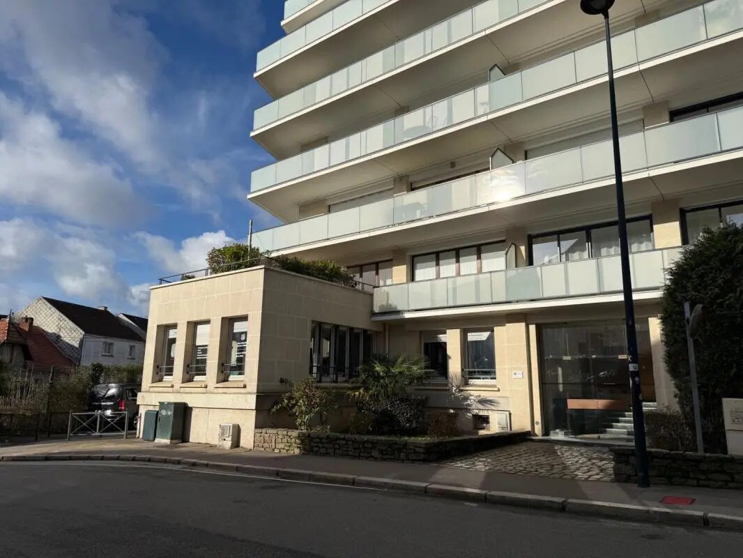 32 Rue Marie Anne Du Boccage, Nantes for sale Building Photo- Image 1 of 8