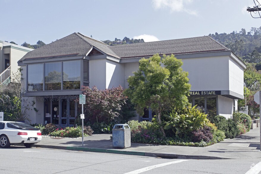 219-223 Caledonia St, Sausalito, CA for rent - Building Photo - Image 1 of 7