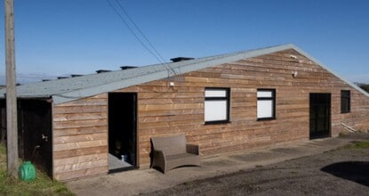 Stratford Rd, Nash to rent Building Photo- Image 2 of 6