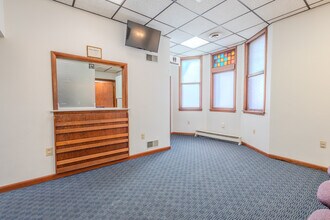 310 Mulberry St, Scottdale, PA for rent Interior Photo- Image 1 of 24