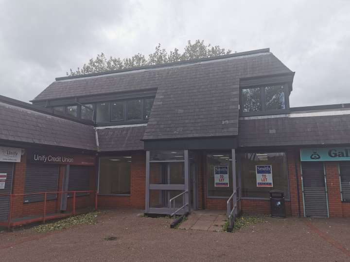 Smithy Green, Wigan for sale - Primary Photo - Image 1 of 1