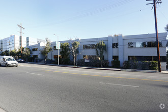 18401 Burbank Blvd, Tarzana, CA for sale Building Photo- Image 1 of 1