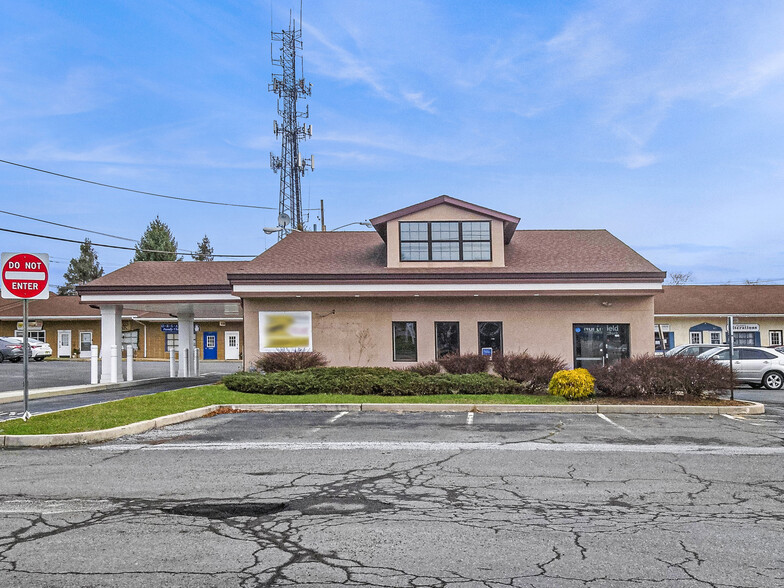 180 Scotch Rd, Ewing, NJ for sale - Building Photo - Image 1 of 1