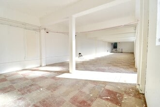 5 Cross Ln, London to rent Interior Photo- Image 2 of 7