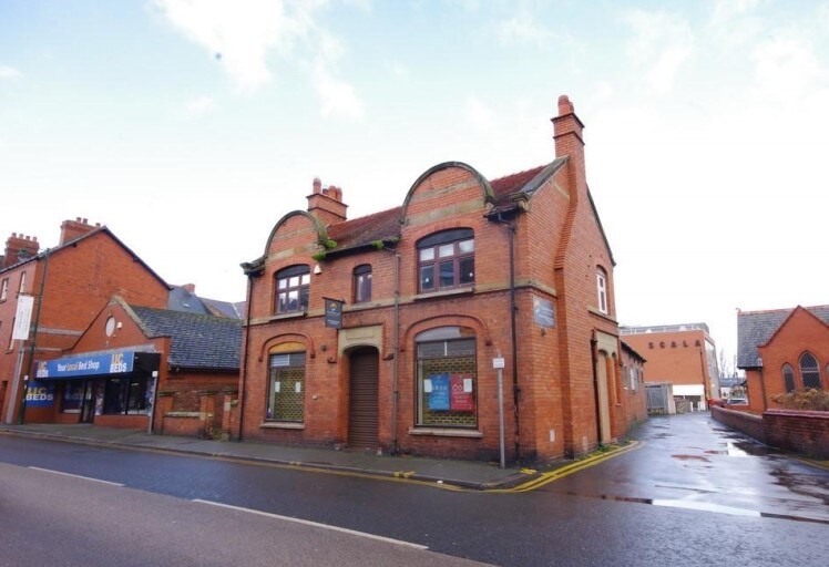 1 Nant Hall Rd, Prestatyn for sale Primary Photo- Image 1 of 1