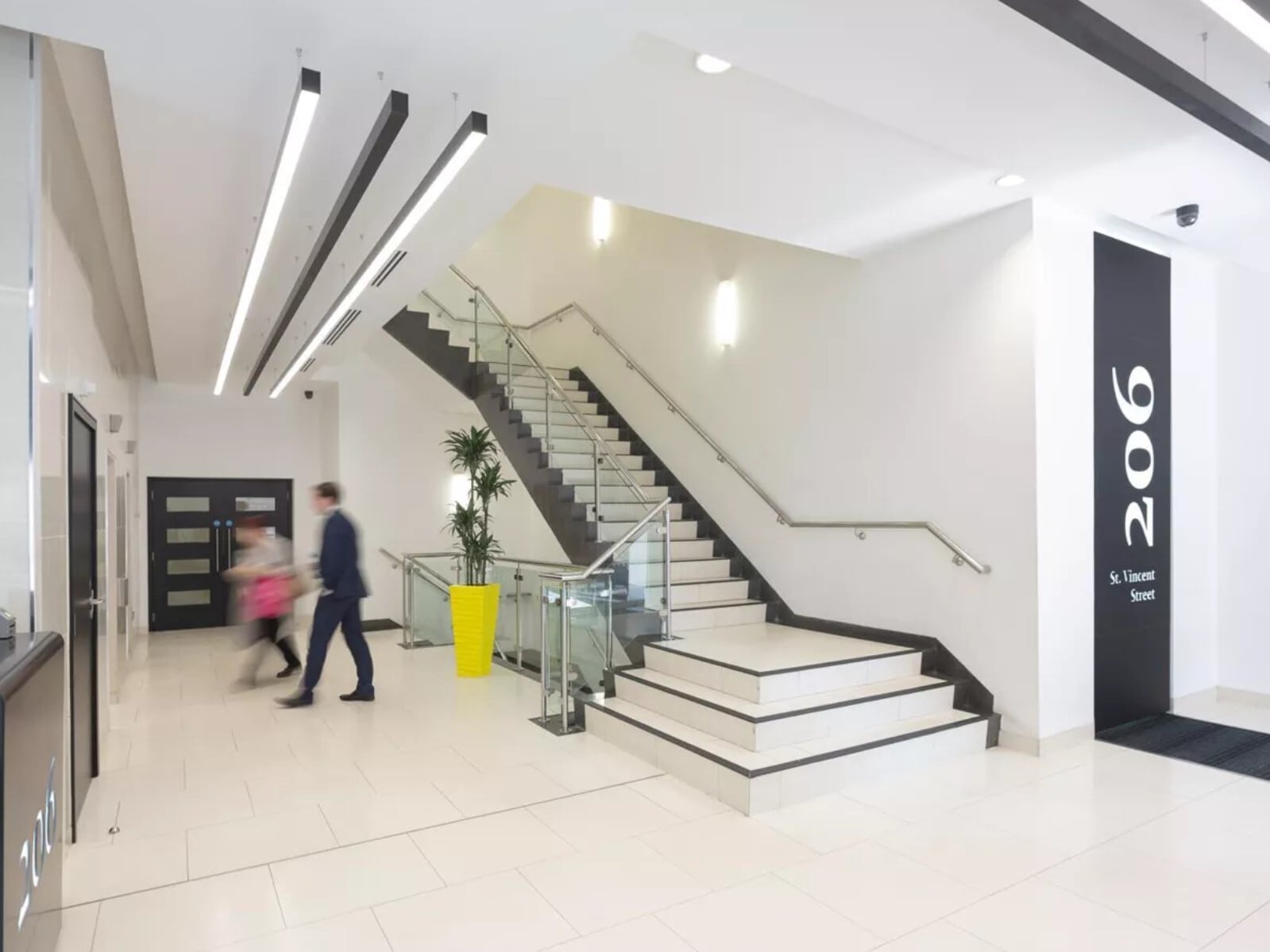206 St. Vincent St, Glasgow to rent Lobby- Image 1 of 6