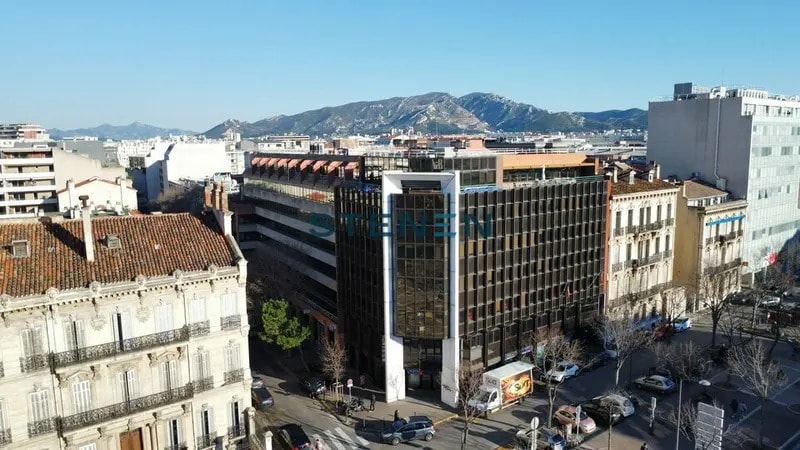 Office in Marseille to rent Building Photo- Image 1 of 16