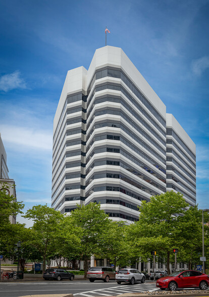 7500 Old Georgetown Rd, Bethesda, MD for rent - Building Photo - Image 1 of 31