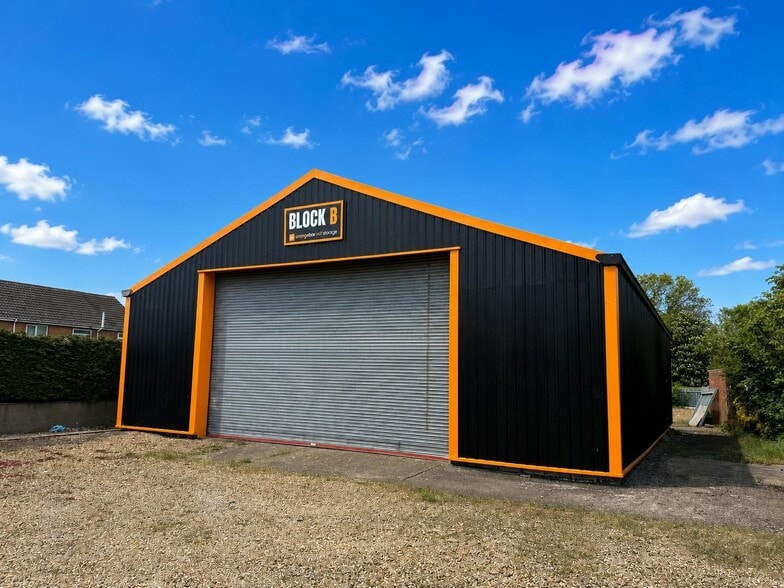 Grantham, Colsterworth to rent - Primary Photo - Image 1 of 1
