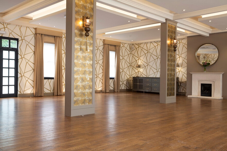 34 Gervis Rd, Bournemouth for sale - Interior Photo - Image 3 of 12