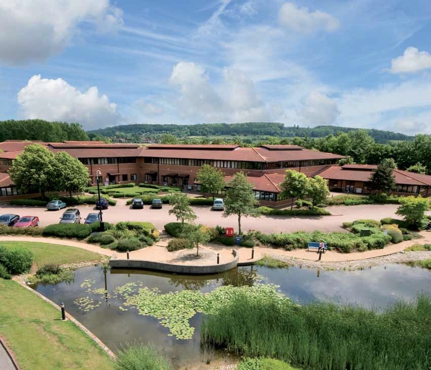 31-49 Caldecotte Lake Dr, Milton Keynes to rent Primary Photo- Image 1 of 27