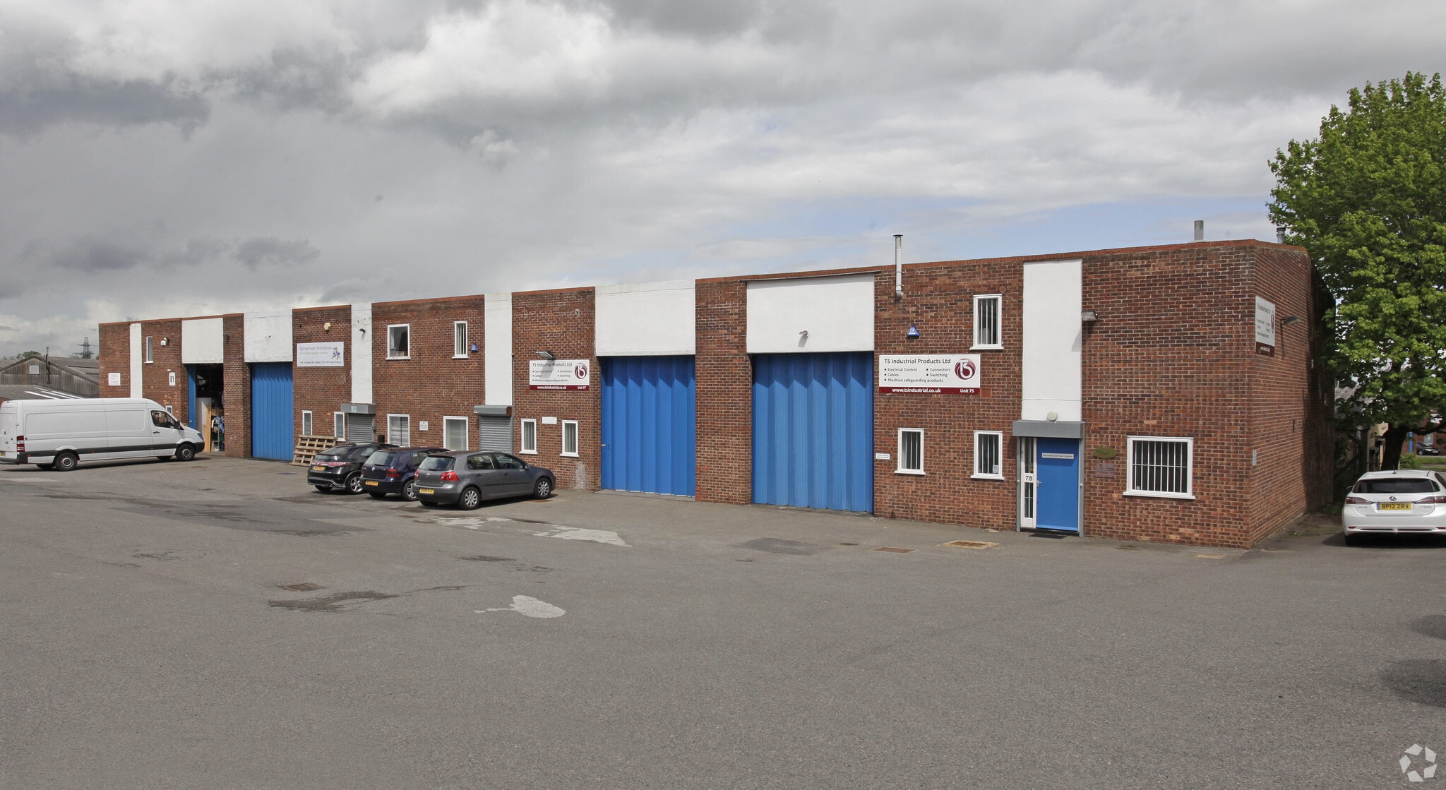 Somers Rd, Rugby for sale Primary Photo- Image 1 of 1