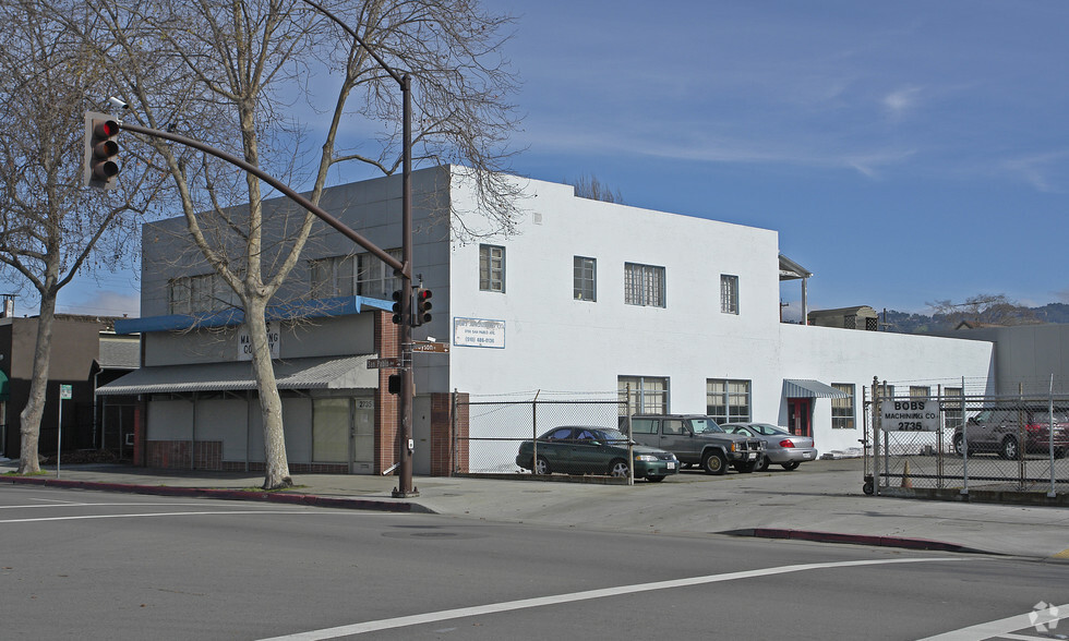 2733-37 San Pablo Ave, Berkeley, CA for sale - Primary Photo - Image 1 of 9