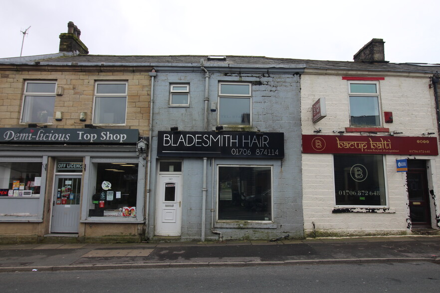 363 Rochdale Rd, Bacup for sale - Primary Photo - Image 1 of 8