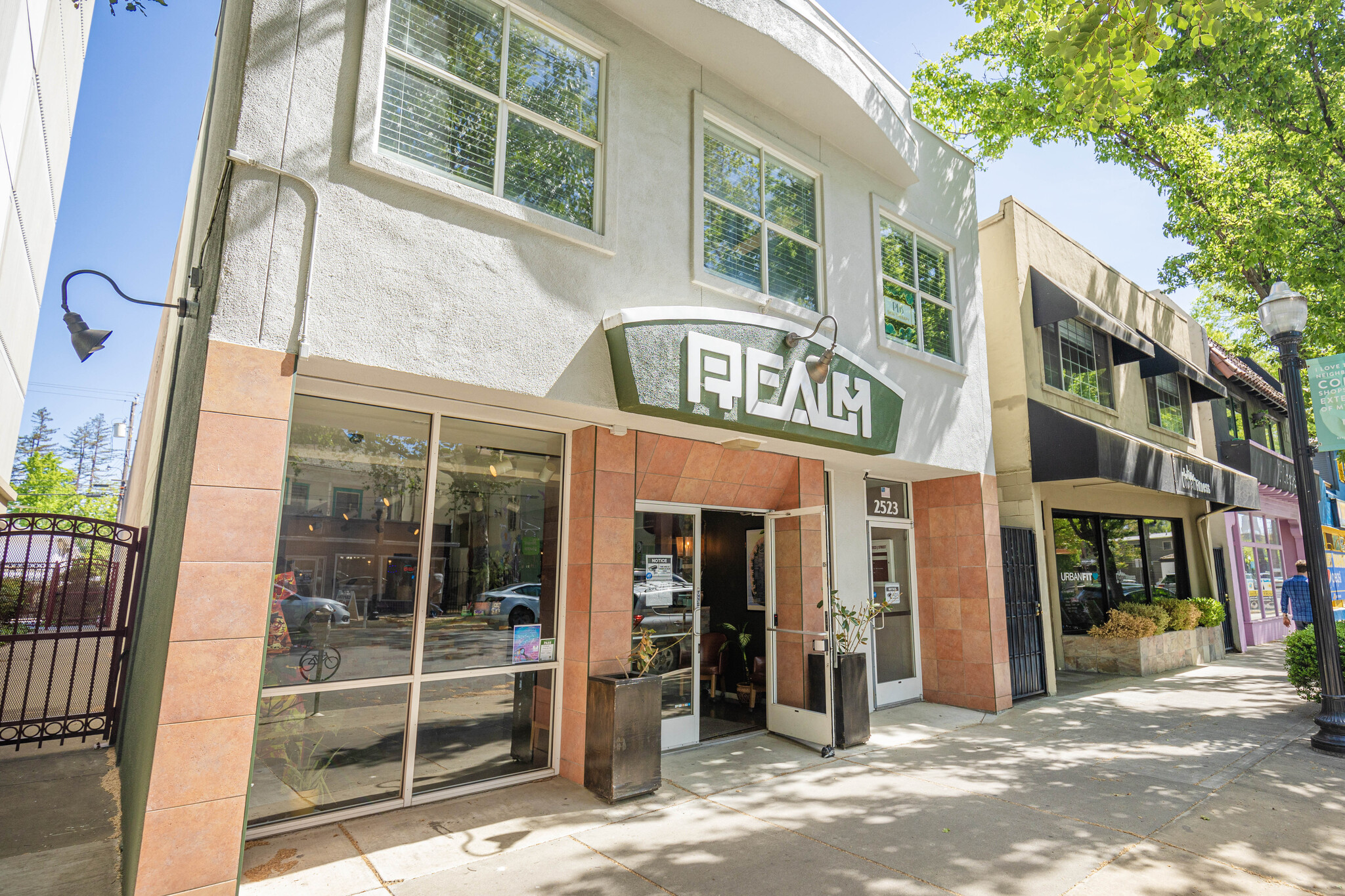 2523 J St, Sacramento, CA for rent Building Photo- Image 1 of 13