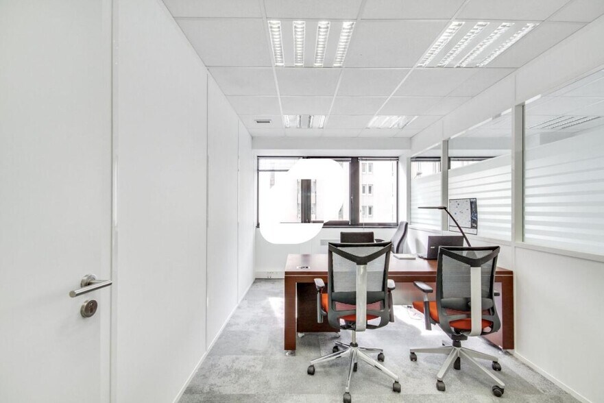 Office in Pantin to rent - Interior Photo - Image 3 of 14