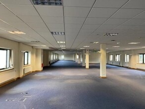 St Blaise Way, Bradford to rent Interior Photo- Image 1 of 2