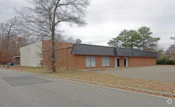 5212 Lewis Rd, Sandston, VA for sale Primary Photo- Image 1 of 1