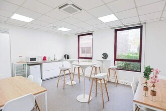 99 Rue Pereire, Saint-Germain-en-Laye to rent Interior Photo- Image 2 of 2