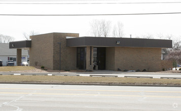 5101 N Grand River Ave, Lansing, MI for sale Primary Photo- Image 1 of 4