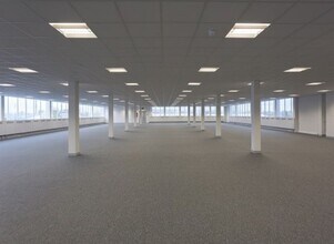 Thynne St, Bolton to rent Interior Photo- Image 2 of 3