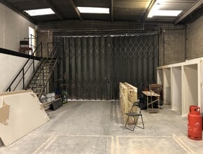 Sandall Ln, Doncaster to rent Building Photo- Image 1 of 1