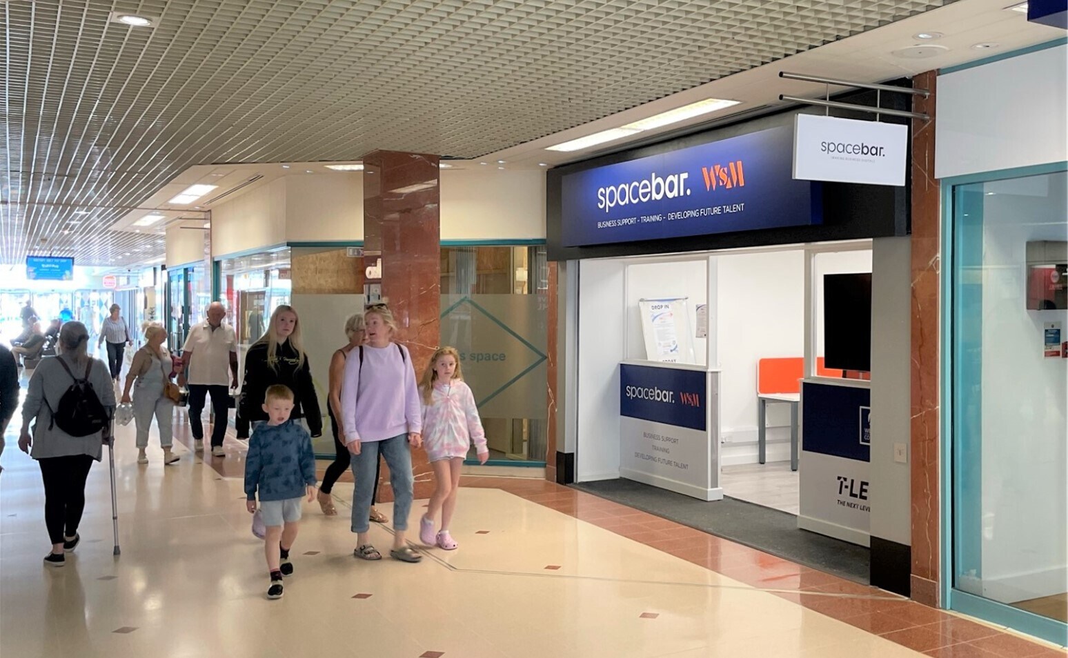 High St, Weston Super Mare to rent Building Photo- Image 1 of 1