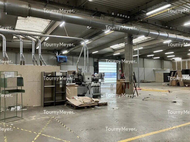 Light Industrial in Mérignac to rent - Building Photo - Image 2 of 8