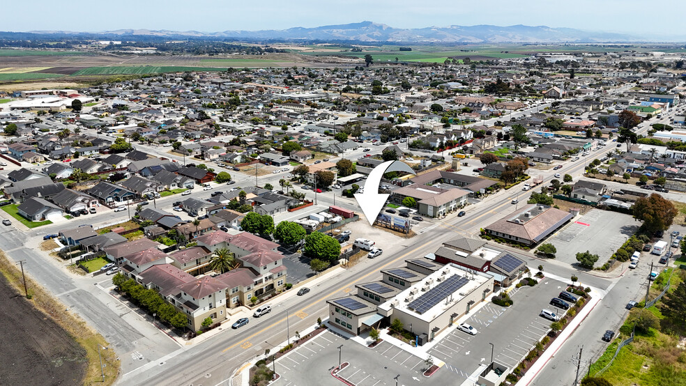 10275 Merrit St, Castroville, CA for sale - Building Photo - Image 3 of 10