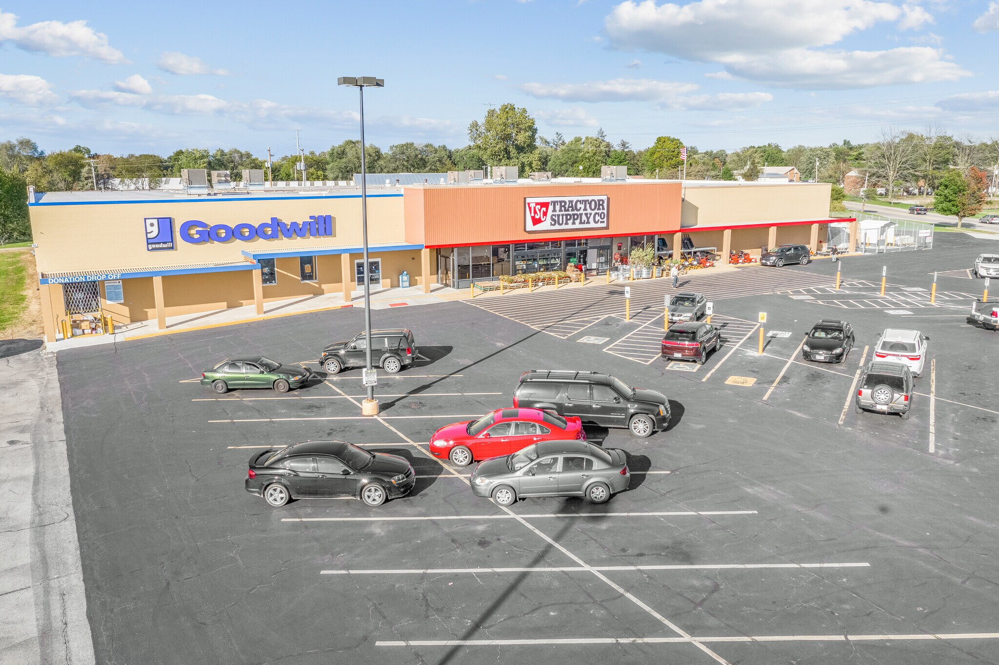 10 Clinton Plz, Clinton, IL for sale Building Photo- Image 1 of 9