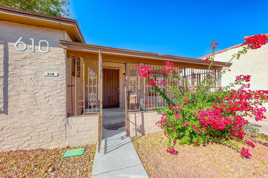 610 S 8th St, Las Vegas, NV for rent - Building Photo - Image 1 of 1