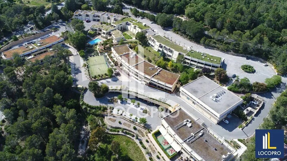 Office in Valbonne to rent - Building Photo - Image 2 of 12