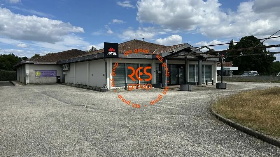Location Commerce 320 m² - Photo 1