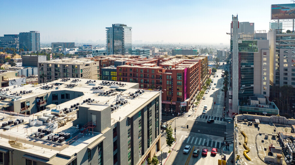 6200 Hollywood Blvd, Hollywood, CA for rent - Aerial - Image 3 of 7