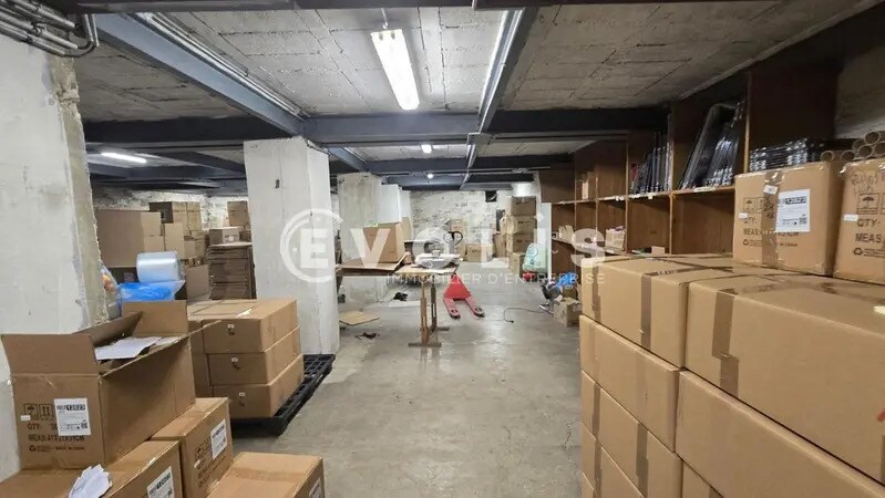 Light Industrial in Ivry-sur-Seine for sale Interior Photo- Image 1 of 6