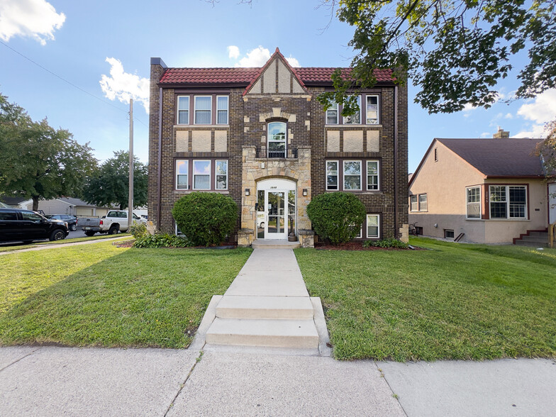 3848 Cedar Ave S, Minneapolis, MN for sale - Building Photo - Image 2 of 20