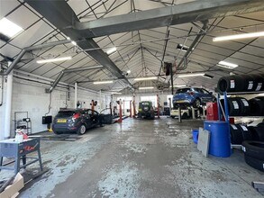 Newland St, Witham to rent Interior Photo- Image 2 of 5