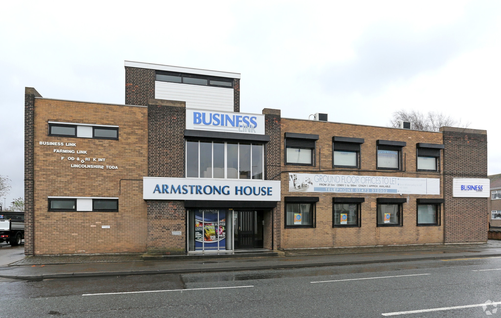 Armstrong St, Grimsby to rent Building Photo- Image 1 of 4