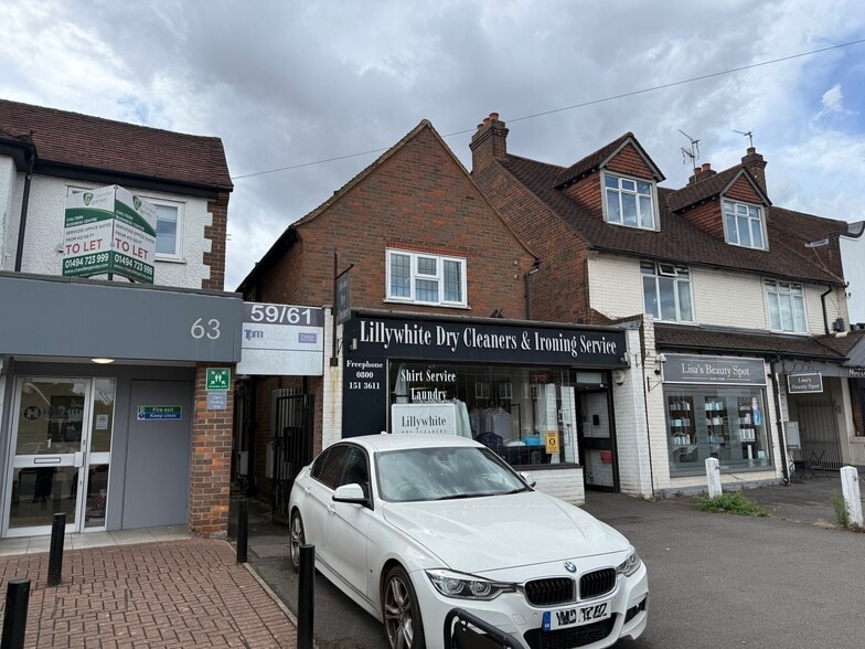 59-61 Woodside Rd, Amersham to rent - Building Photo - Image 1 of 7