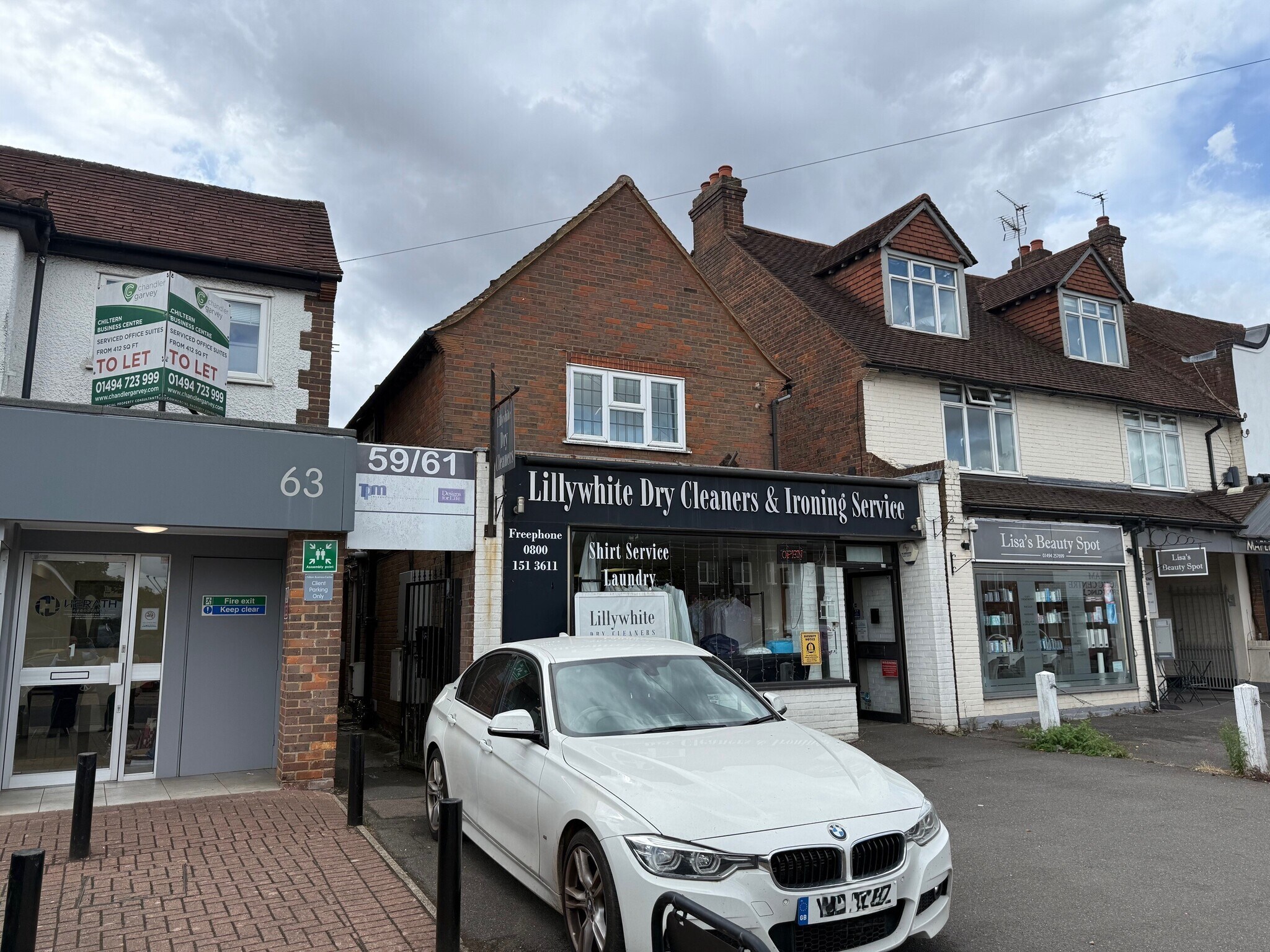 59-61 Woodside Rd, Amersham to rent Building Photo- Image 1 of 8