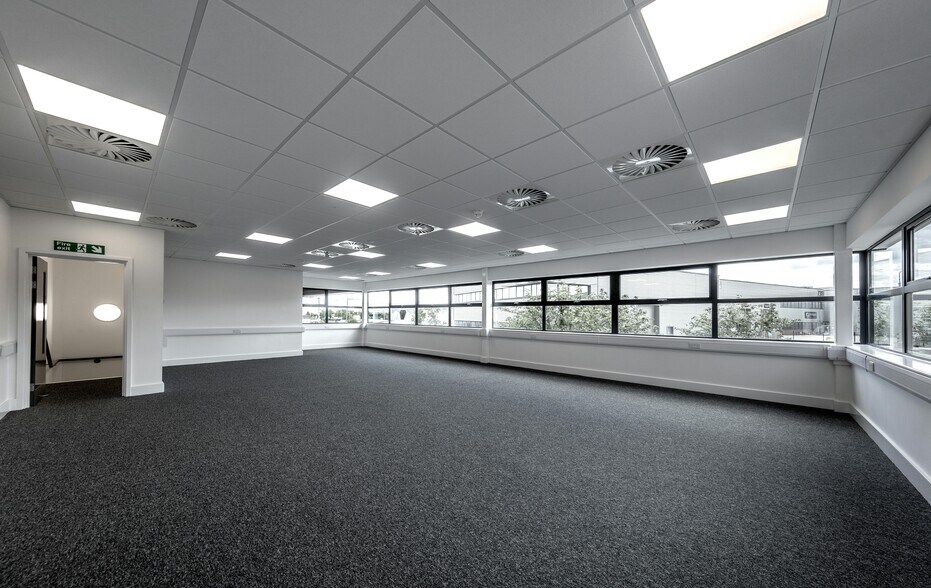 Abbey Rd, London to rent - Building Photo - Image 2 of 37